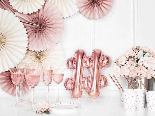 Décoration rose gold pour anniversaire tendance