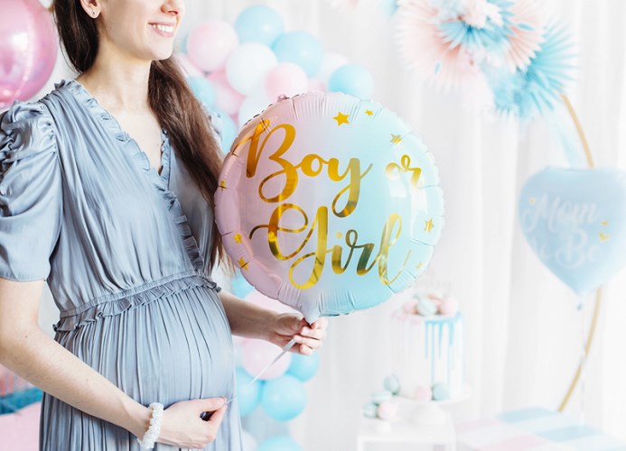 Organiser une gender reveal à Noël.