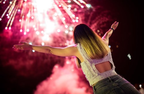 Conseils et législation sur les artifices en fin d'année.