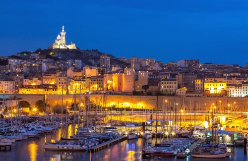 Les feux d'artifice autour de Marseille.