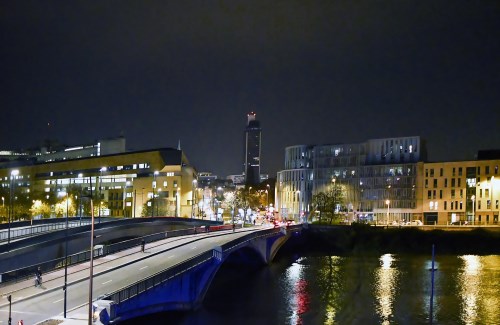 Voir des feux d'artifice sur Nantes.