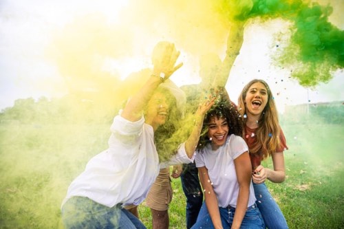 Comment choisir des fumigènes pour réussir sa fête ?