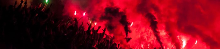 Les fumigènes dans un stade de football : une ambiance festive et artistique !