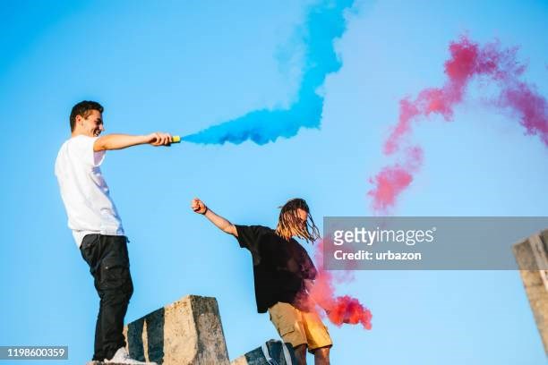 Fumigène 1 min - Forte fumée à Frottoir