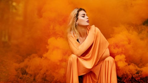 Fumigènes orange : pourquoi et comment choisir ?