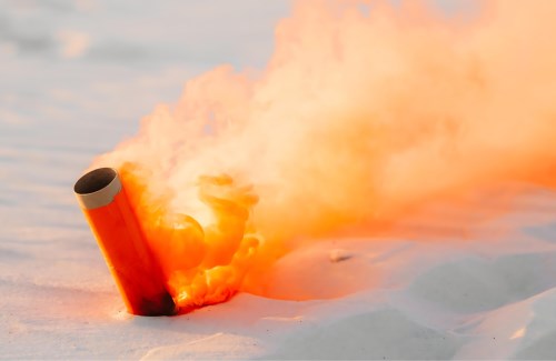 Fumigènes orange : pourquoi et comment choisir ?