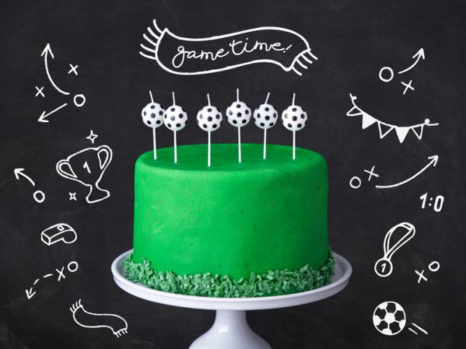 Comment Decorer Gateau D Anniversaire Avec Des Bougies Sparklers Club