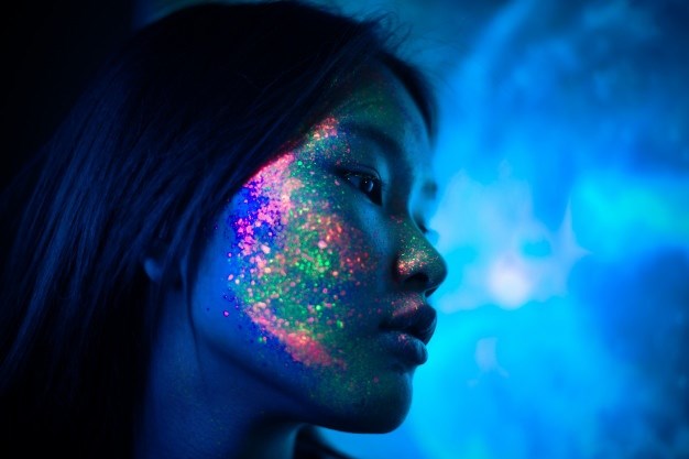 Soiree Fluo 2 Planches + 1 Gratuite Tatouages Fluorescents Temporai