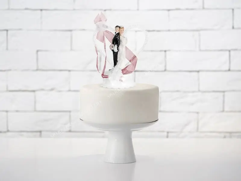 Figurine mariage couple avec coeur 