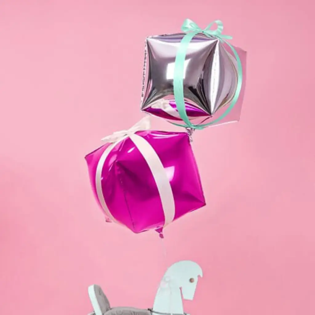 Ballon Cube métallique rose foncé