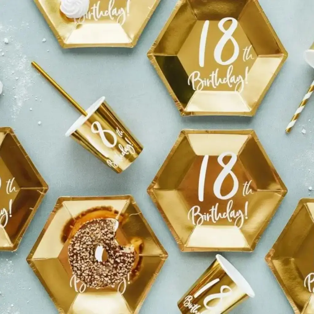  Lot de 6 gobelets or  18 ans 