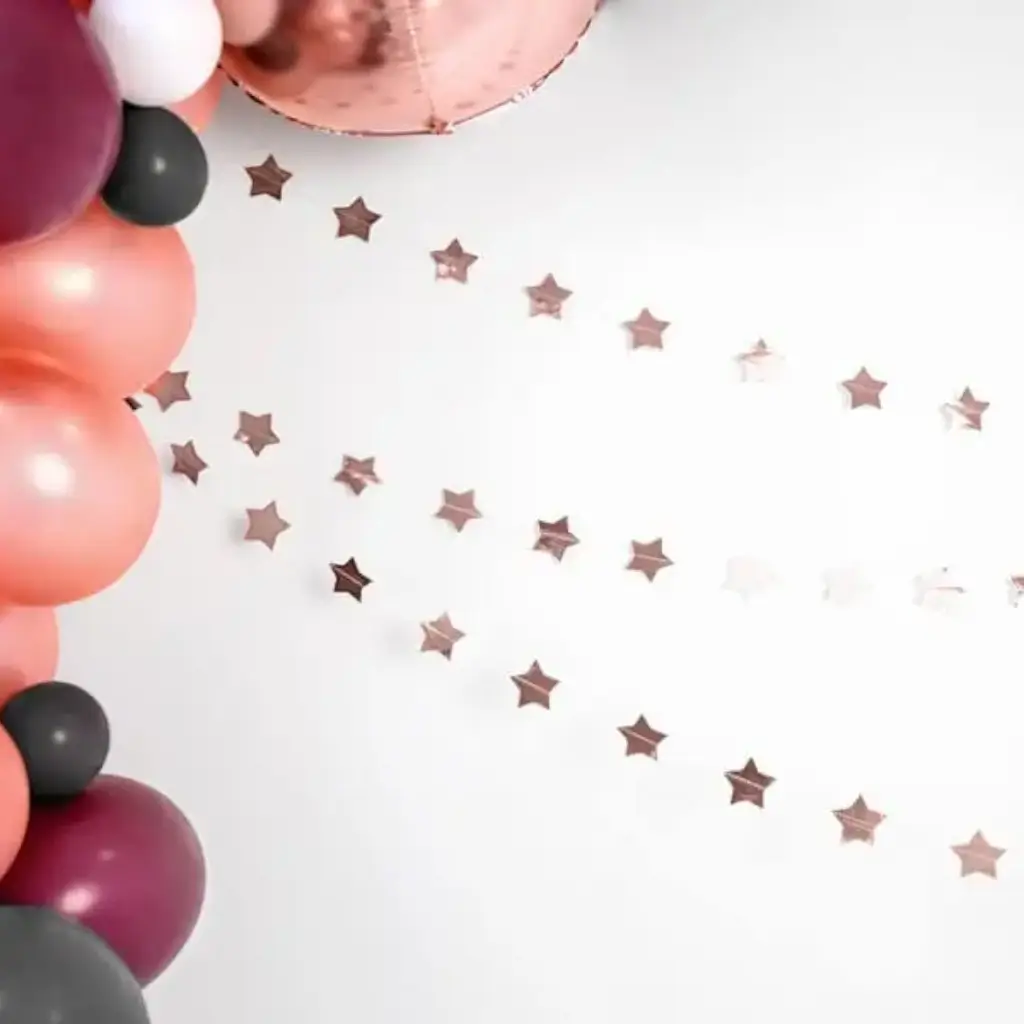 Guirlande en forme d&#39;étoile rose gold métallisé 