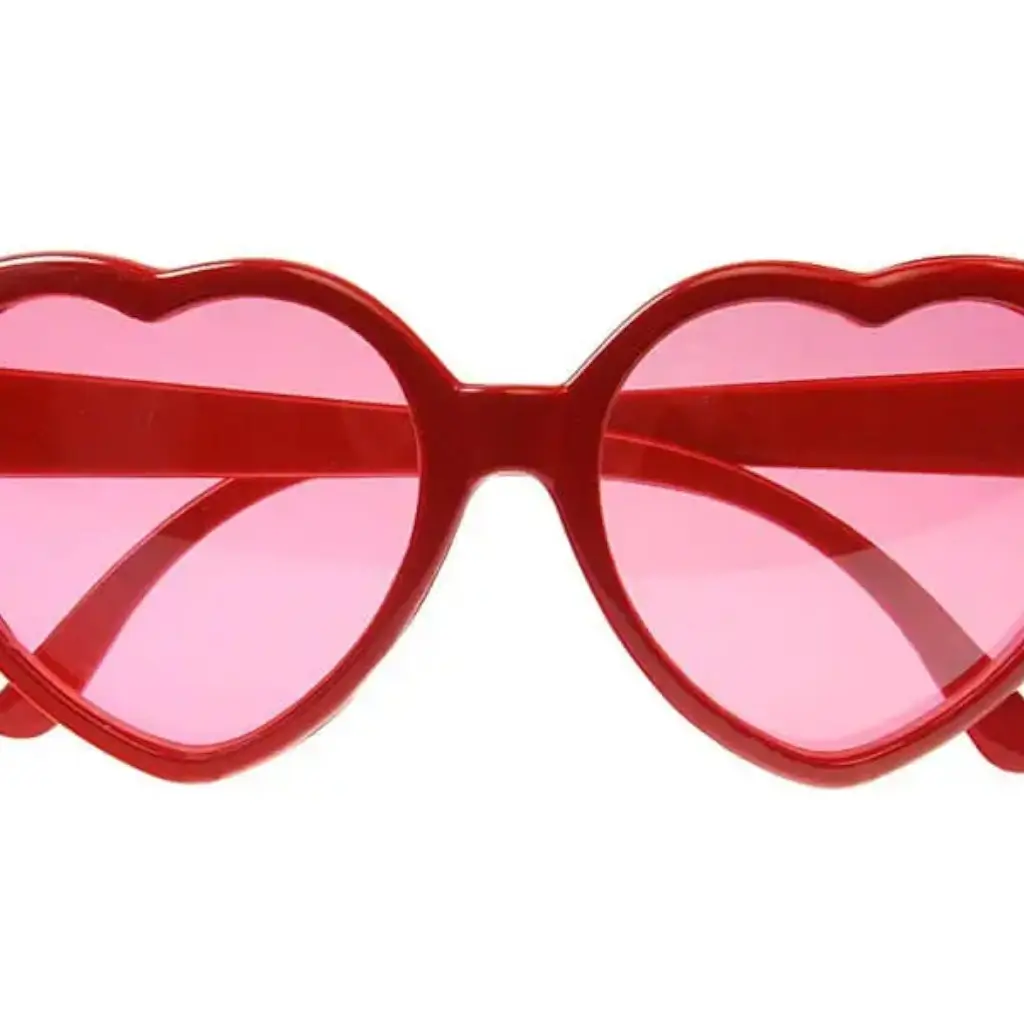 Lunettes Rouges Forme Coeur