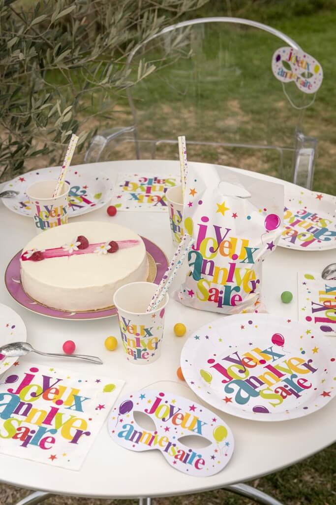 Kit Joyeux Anniversaire Multicolore 10 Pers Kits Anniversaire Pour Garcon Sur Sparklers Club Kit Joyeux Anniversaire Multicolore 10 Pers Kits Anniversaire Pour Garcon Sur Sparklers Club