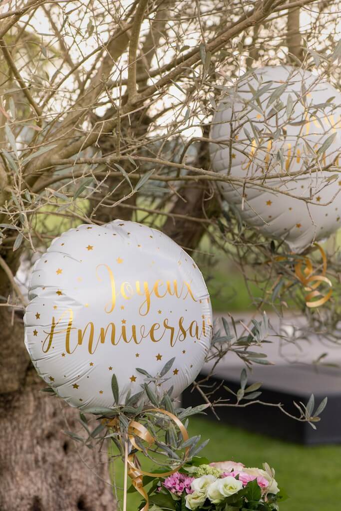 Ballon Joyeux Anniversaire Blanc/Or ø45cm 