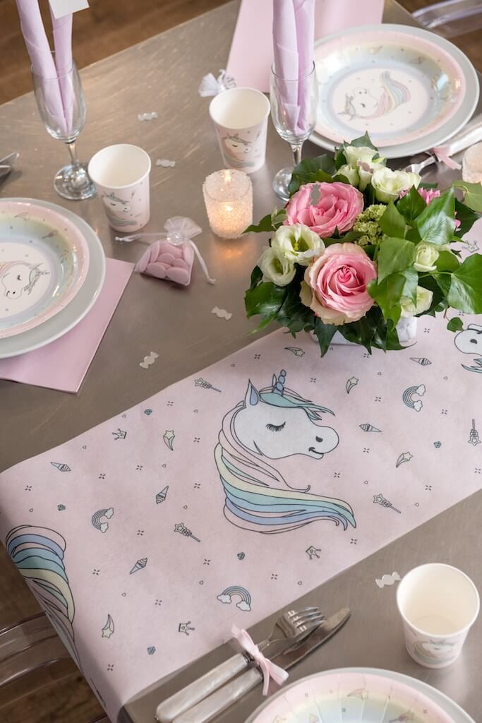 Chemin de table Licorne Rose 5 mètres 