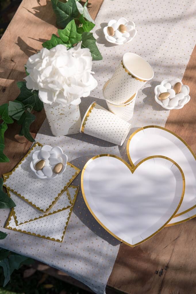 Assiette Forme Coeur Blanc/Or (Lot de 10)