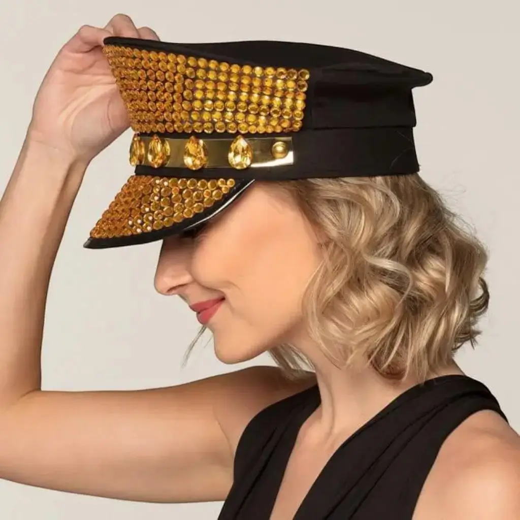 Casquette Dorée à Strass