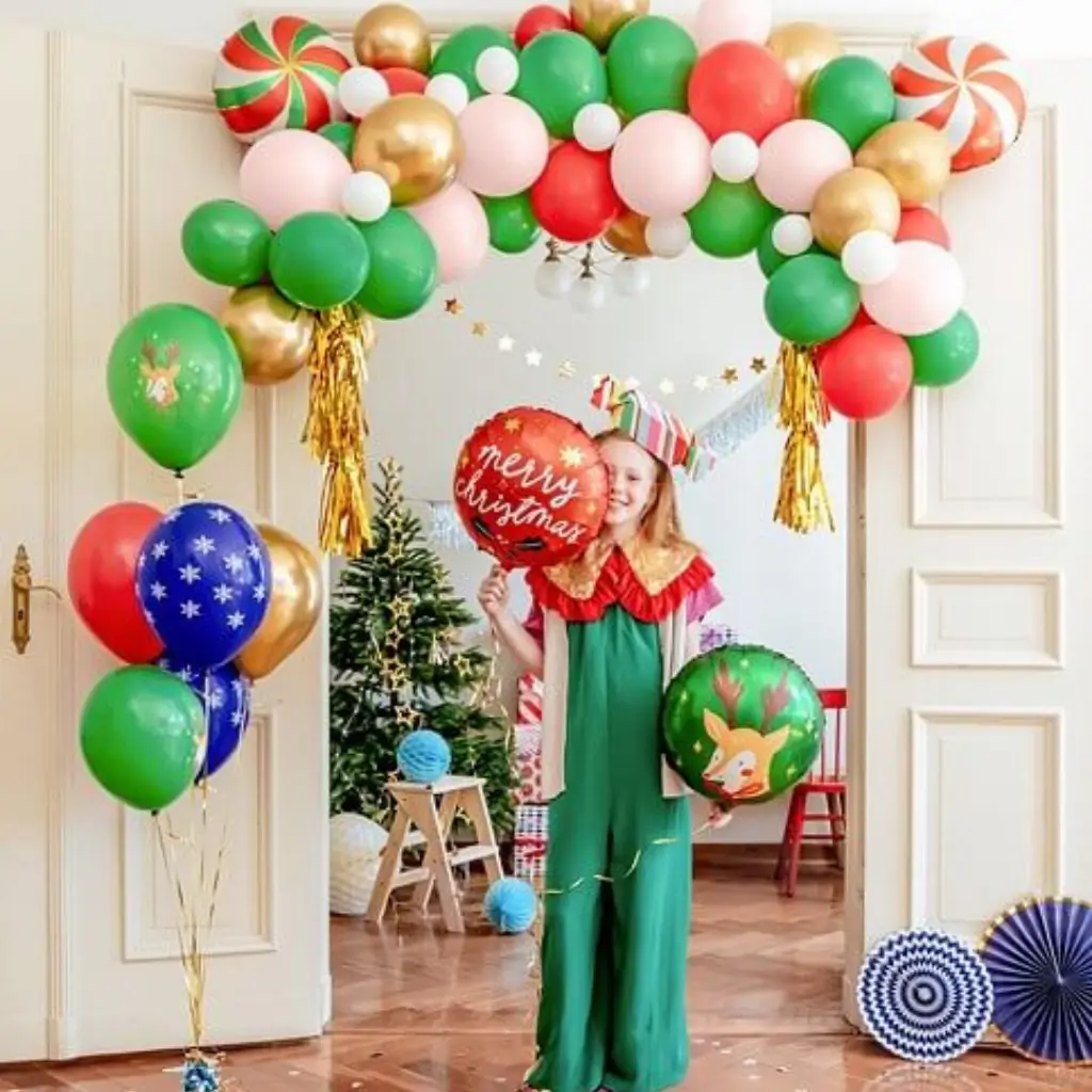 Lot de 6 ballons Noël imprimés - Flocon/Vert/Rouge/Or - 30cm