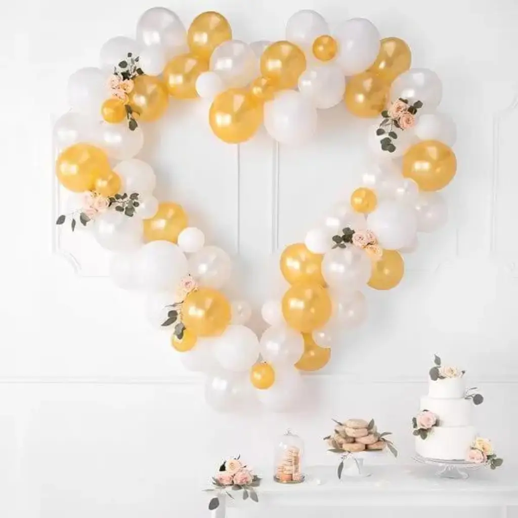Guirlande de ballons + Support - Coeur Blanc &amp; Or - 160cm