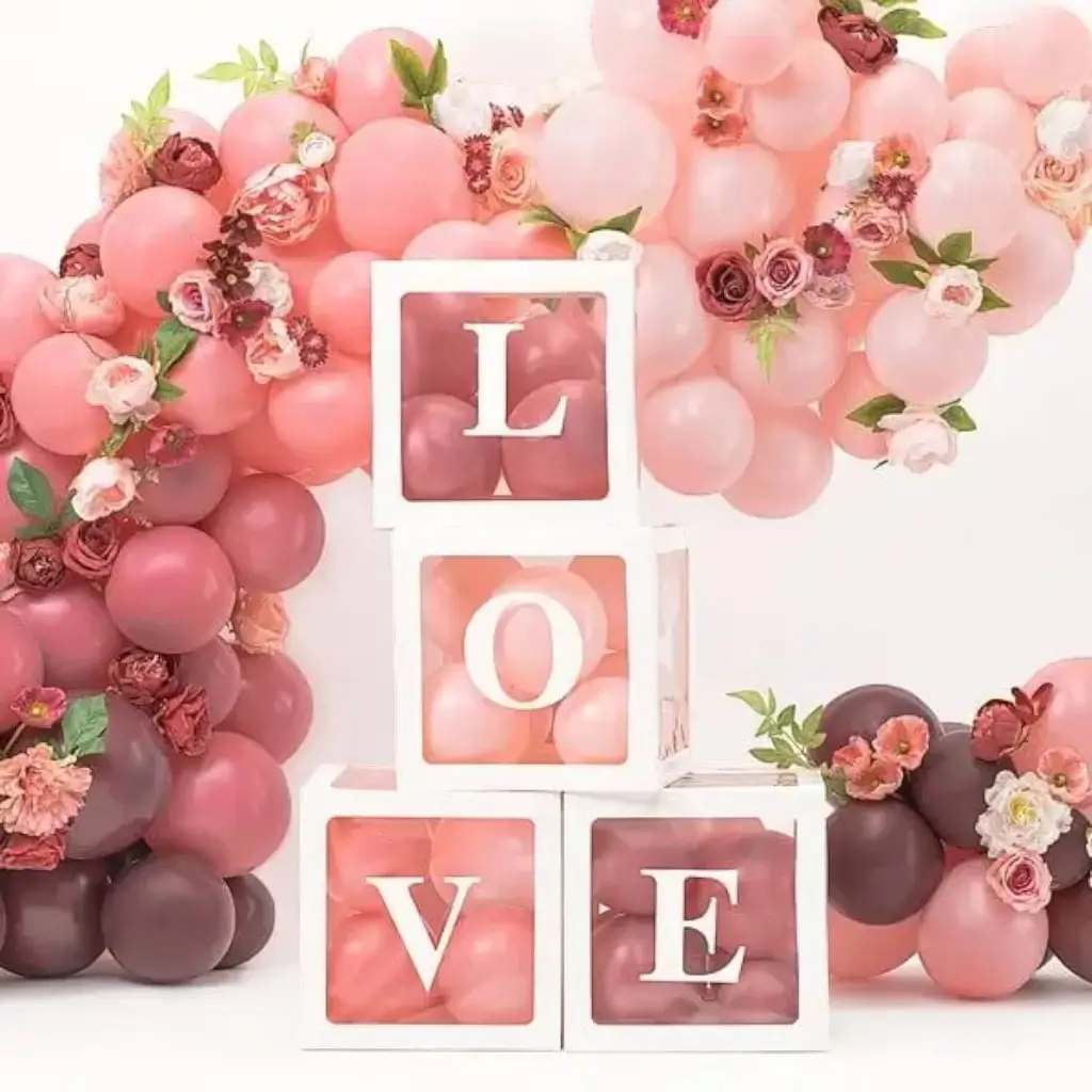 4 CUBES À BALLON  LOVE