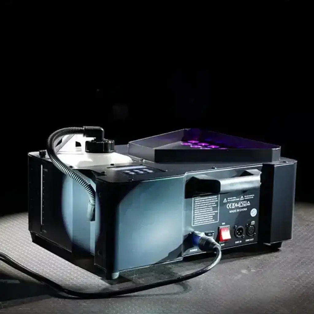 Machine à Fumée Geyser MAGMA 1800W LED RGB