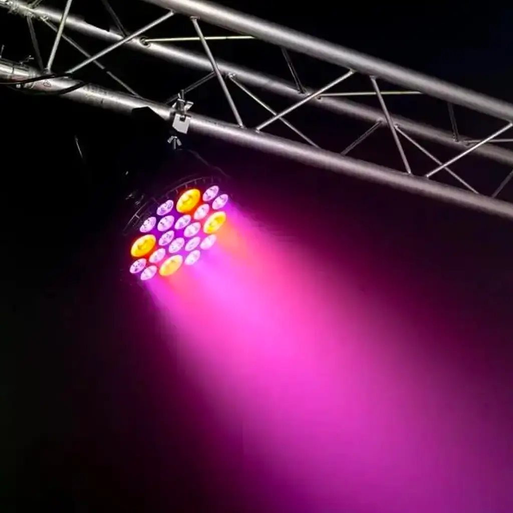 Projecteur PAR XXL à LED RGBW 4-EN-1 - BIGPAR-16RGBW4A
