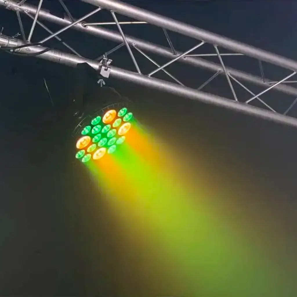 Projecteur PAR XXL à LED RGBW 4-EN-1 - BIGPAR-16RGBW4A