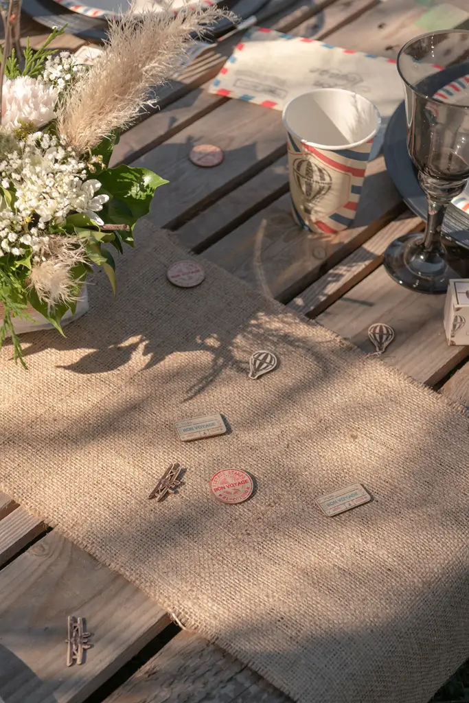 Déco de table à parsemer Bon voyage x20