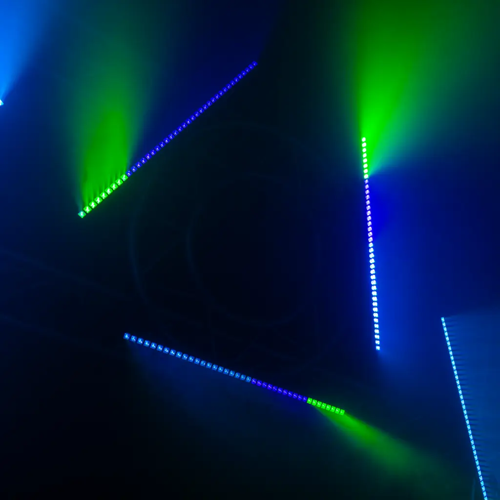 Barre à LEDs – Beam Bar BoomTone DJ – Effet beam &amp; contrôle DMX