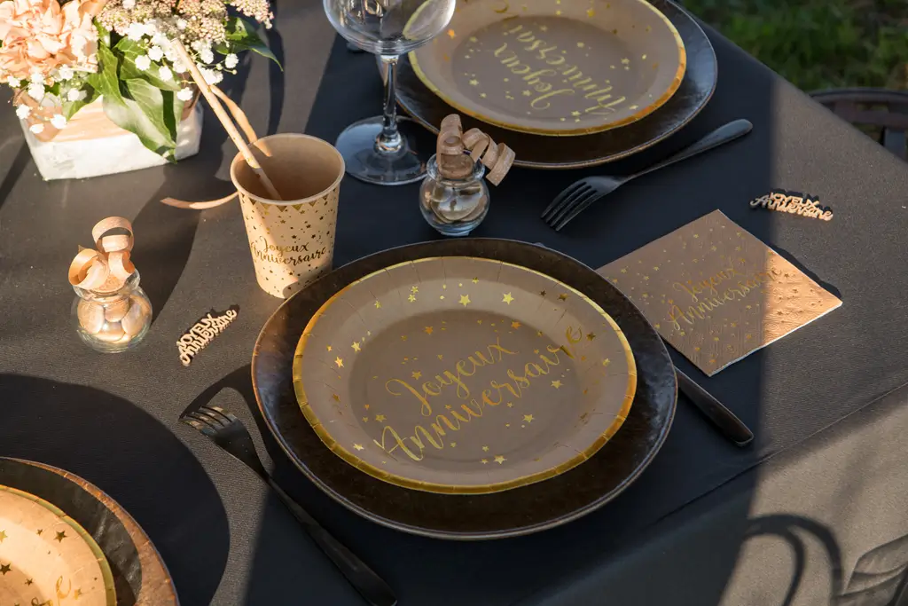 Assiette Joyeux Anniversaire Kraft (lot de 10)