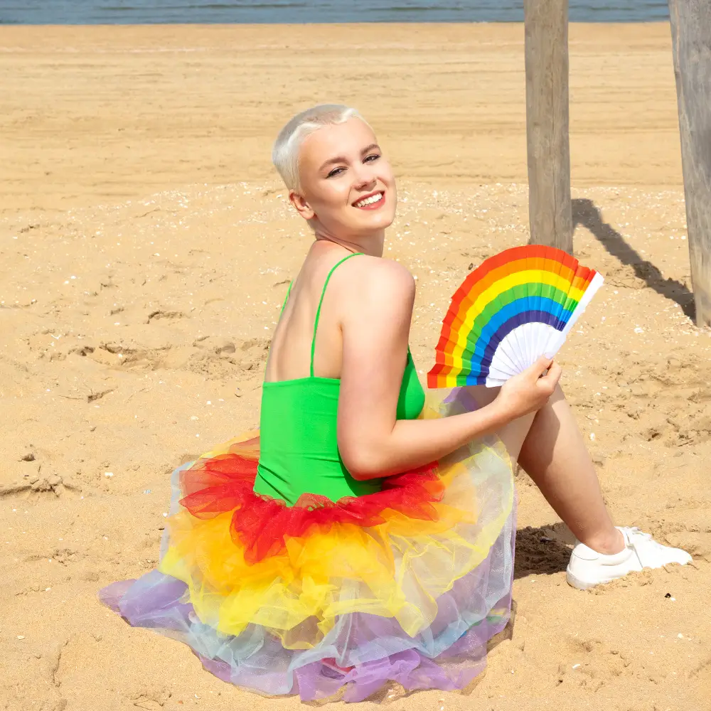 Eventail Pride Arc en ciel 23cm