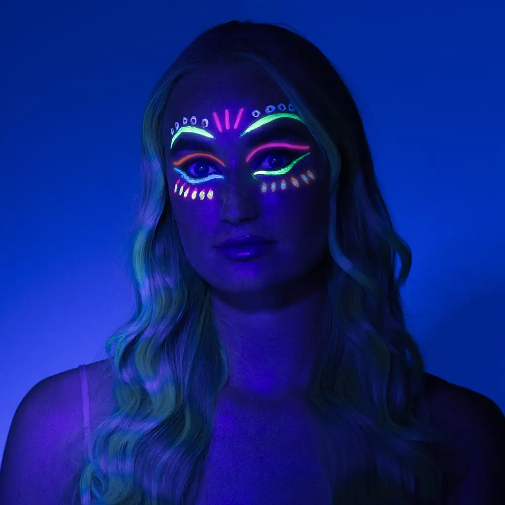Kit Maquillage UV Néon 4 Couleurs – Maquillage Fluorescent Soirée