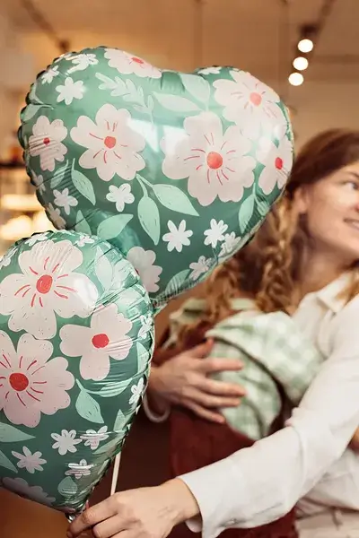 Ballon Mylar cœur avec fleurs 45 cm – ballon romantique pour mariage, anniversaire et décoration florale