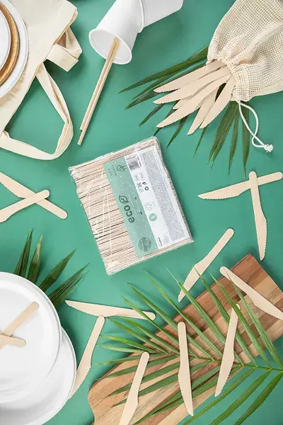 Couteaux en bois 16,5 cm – lot de 100 couverts jetables pour réception et événement